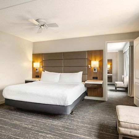 Homewood Suites By Hilton Philadelphia-City Avenue Екстер'єр фото
