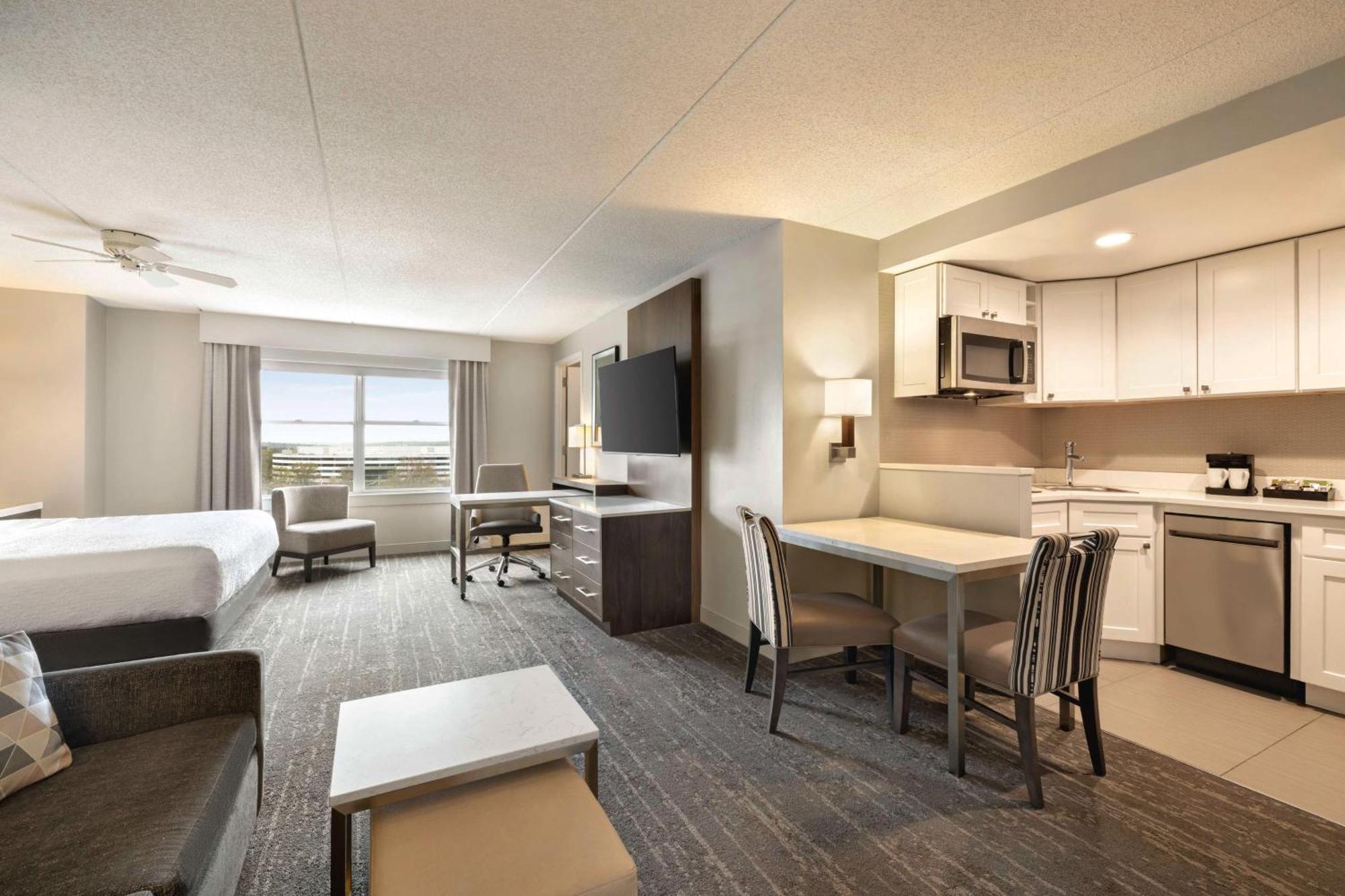Homewood Suites By Hilton Philadelphia-City Avenue Екстер'єр фото